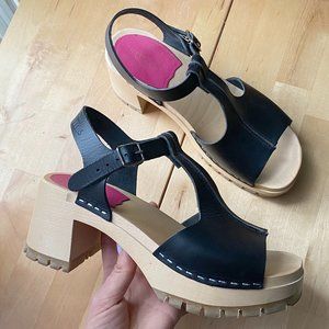 Swedish Hasbeens Stitched Tracta Sandal